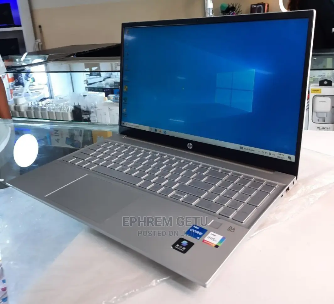 New Laptop HP Pavilion 15 16GB Intel Core I5 SSD 512GB