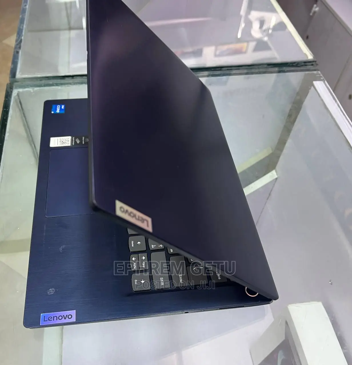 New Laptop Lenovo Ideapad 3 8GB Intel Core I5 HDD 1T