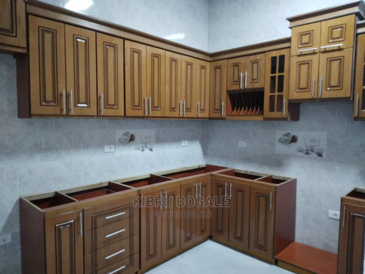 5bdrm Villa in Ayat, Bole for sale