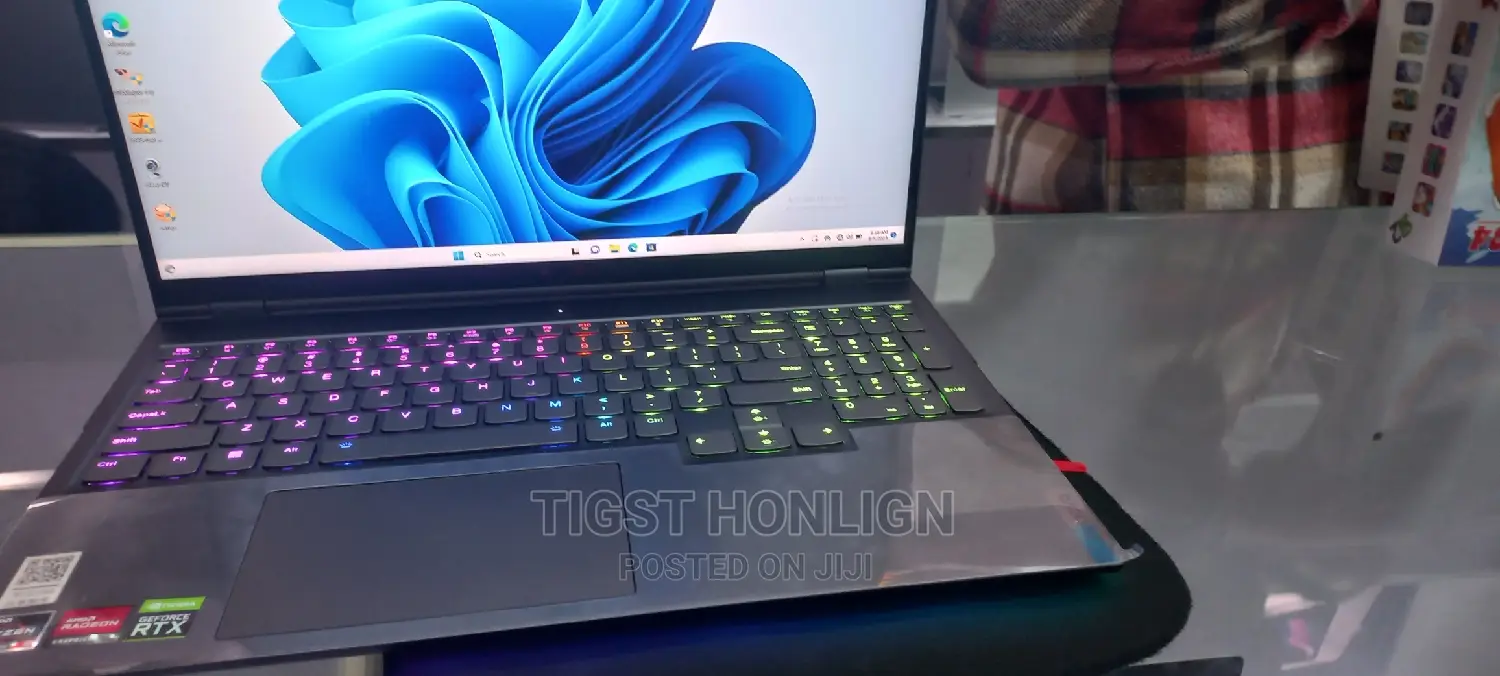 New Laptop Lenovo Legion 5 32GB AMD Ryzen 9 SSD 1T