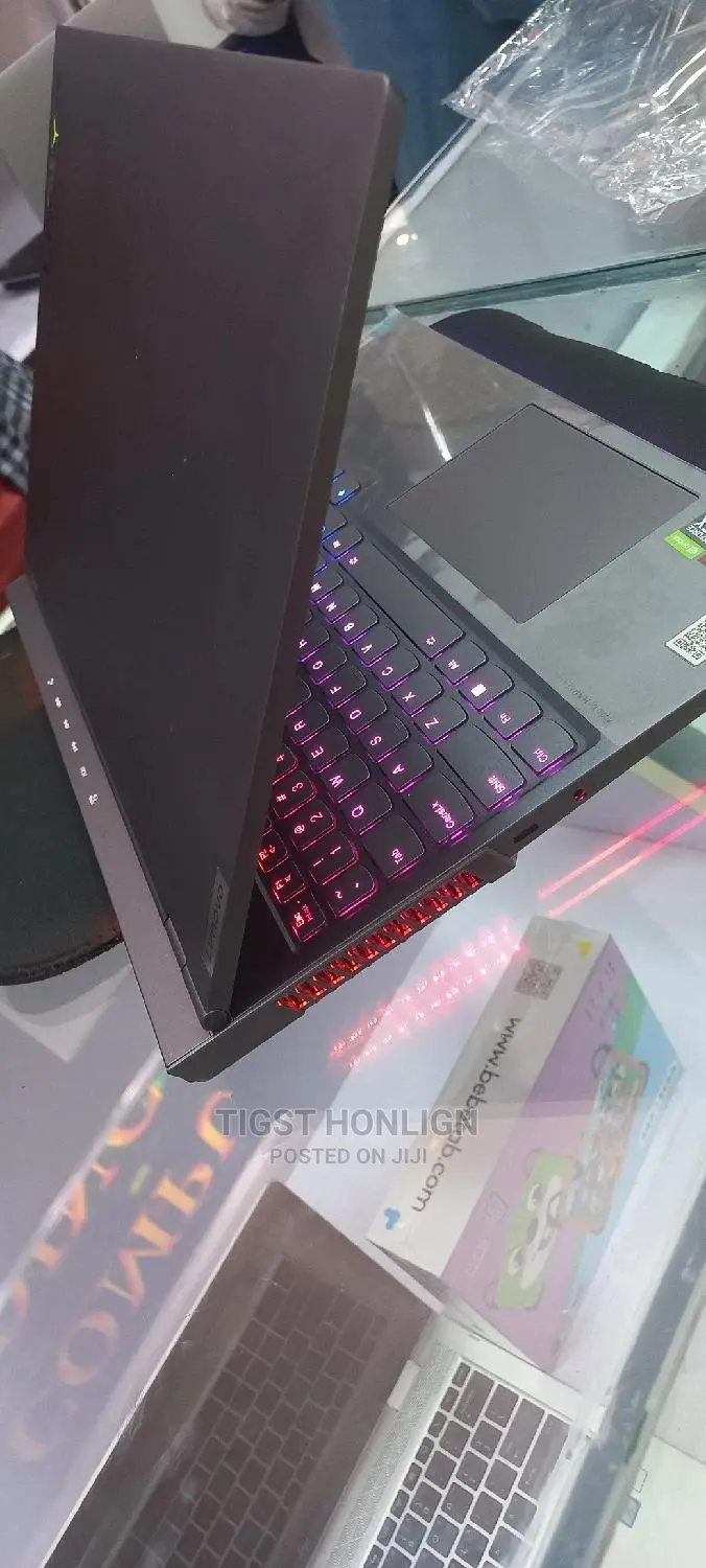 New Laptop Lenovo Legion 5 32GB AMD Ryzen 9 SSD 1T