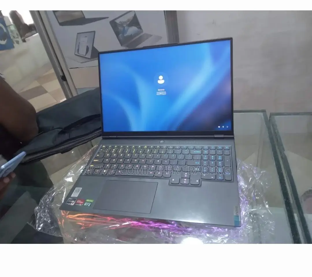New Laptop Lenovo Legion 5 32GB AMD Ryzen 9 SSD 1T