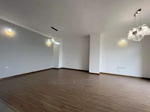 3bdrm Apartment in Apartment Luxury , Yeka for rent