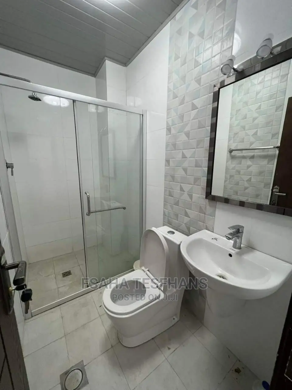 3bdrm Apartment in Apartment Luxury , Yeka for rent