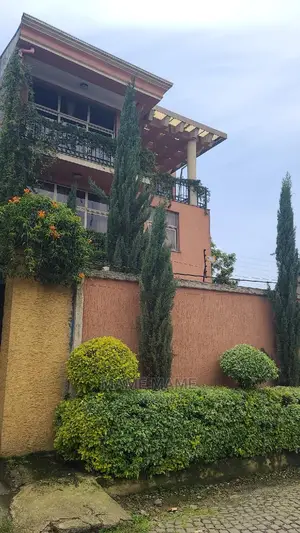 6bdrm House in Addis Abeba, Bole for sale