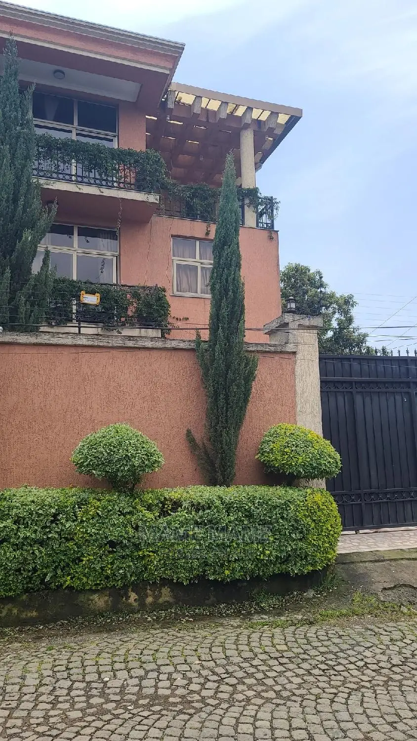 6bdrm House in Addis Abeba, Bole for sale