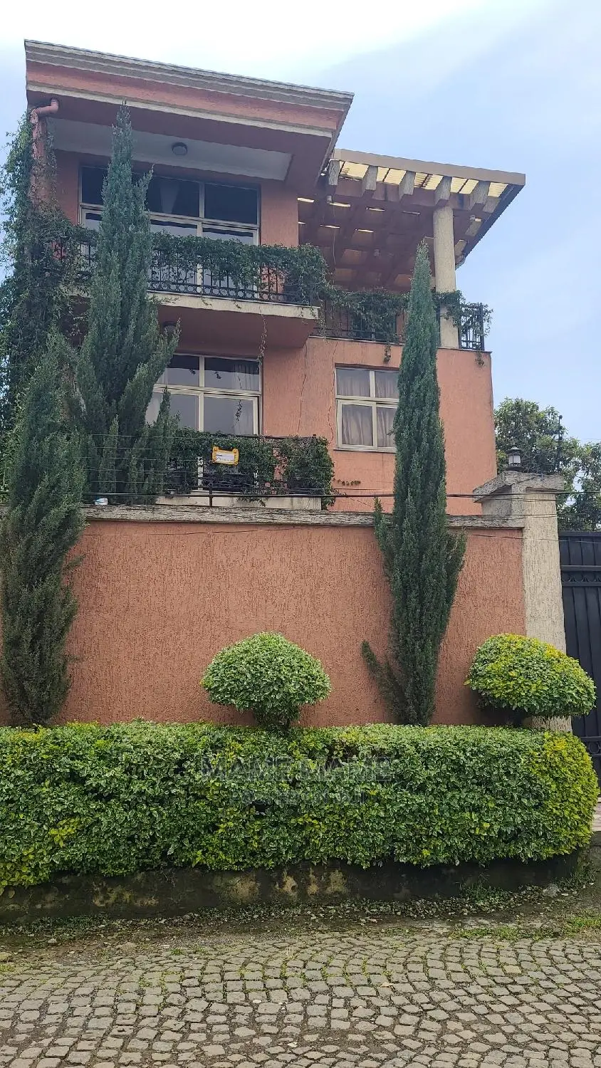 6bdrm House in Addis Abeba, Bole for sale