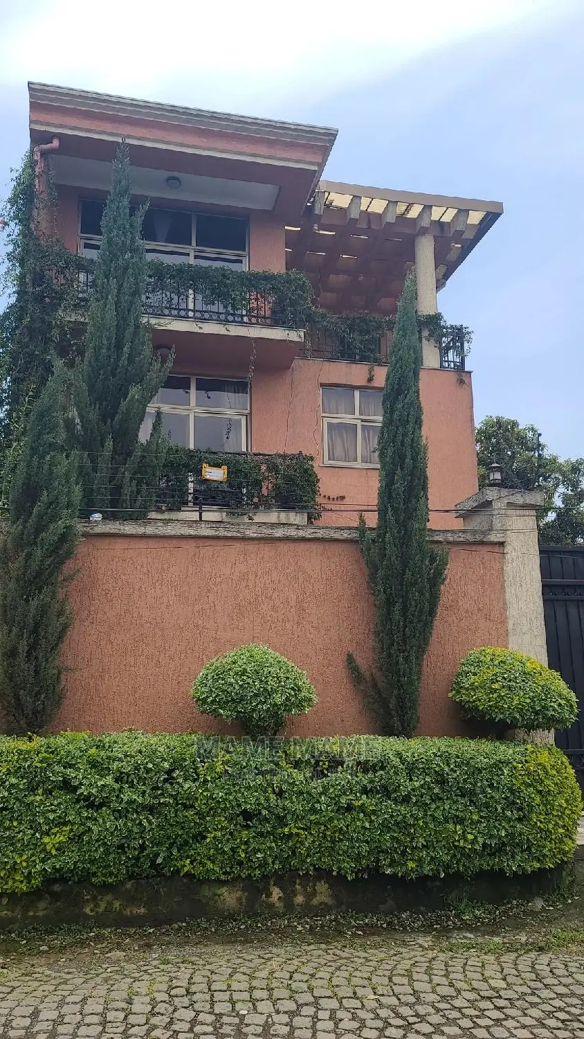 6bdrm House in Addis Abeba, Bole for sale