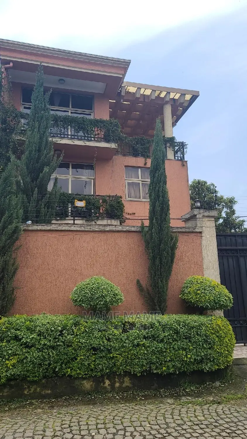 6bdrm House in Addis Abeba, Bole for sale