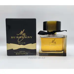 Photo - Burberry Black and Plush የሴት ሽቶ