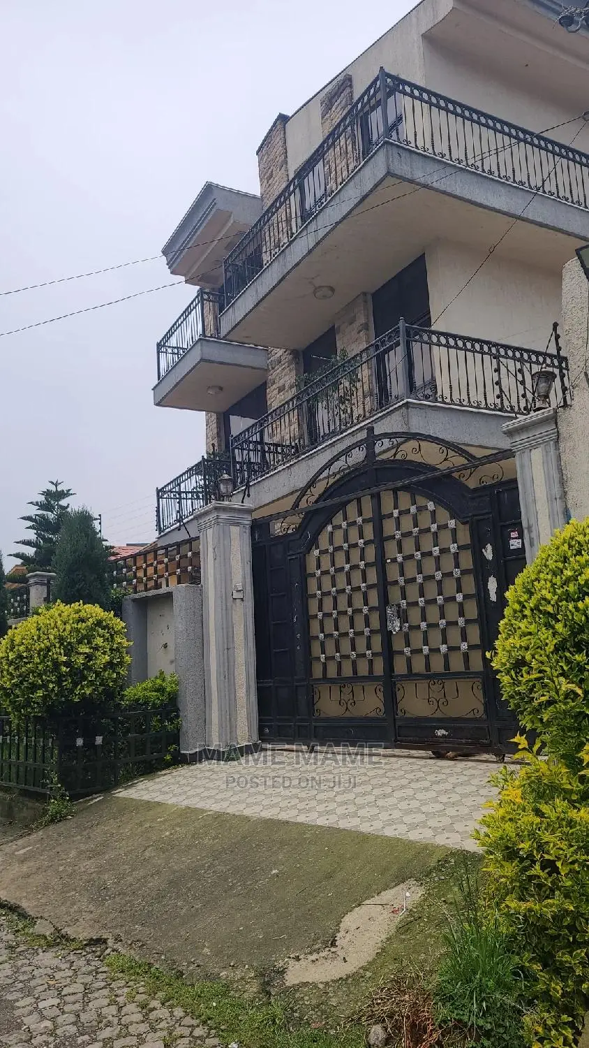 6bdrm House in Addis Abeba, Bole for sale