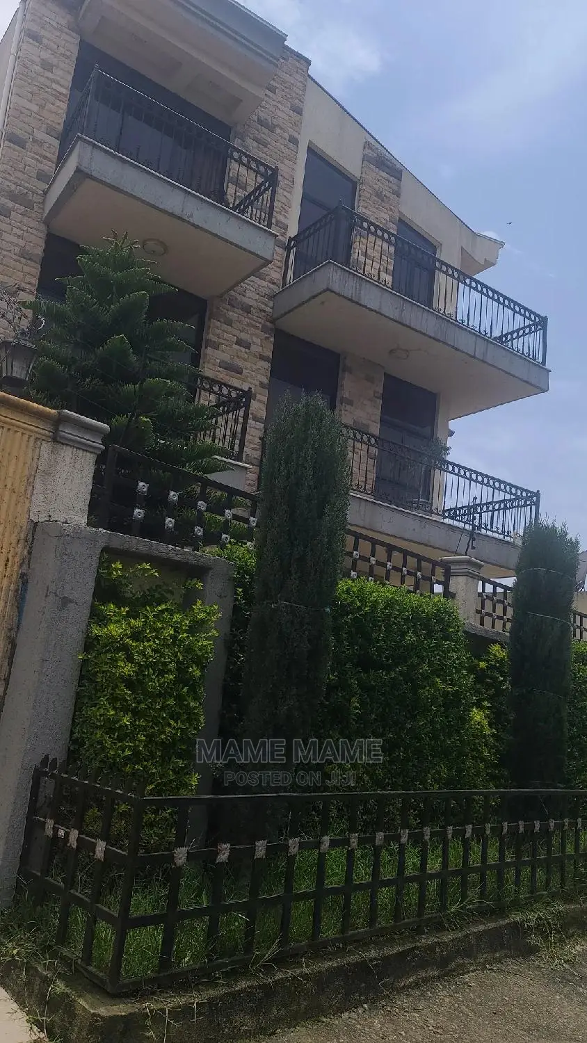 6bdrm House in Addis Abeba, Bole for sale