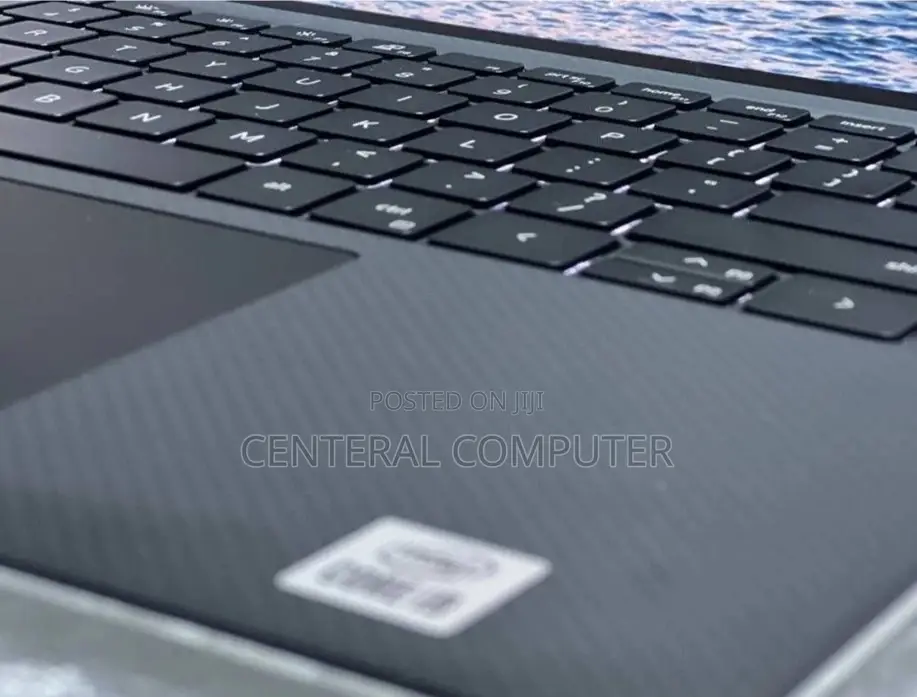 New Laptop Dell XPS 15 9550 32GB Intel Core I9 SSD 512GB