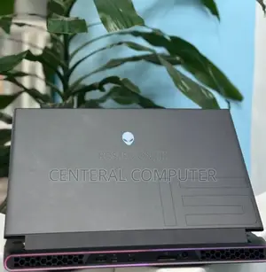 New Laptop Alienware M17x R2 16GB Intel Core I7 SSD 512GB
