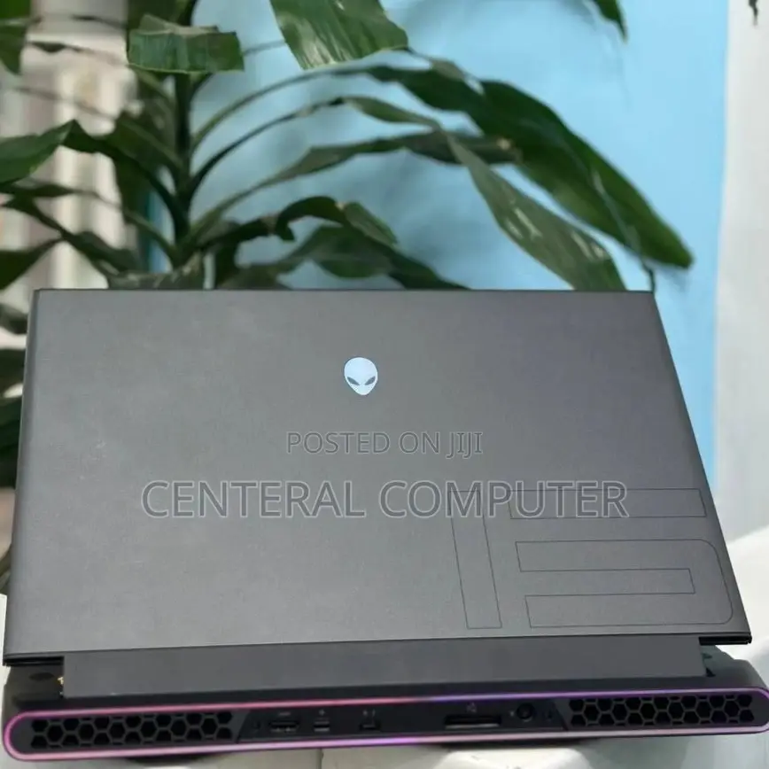New Laptop Alienware M17x R2 16GB Intel Core I7 SSD 512GB