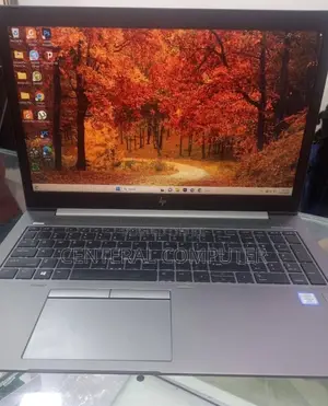 Photo - New Laptop HP ZBook 17 16GB Intel Core I7 SSD 512GB
