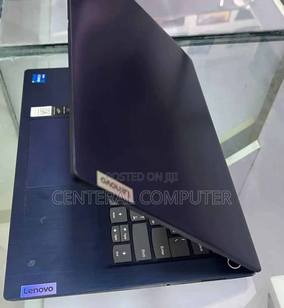 New Laptop Lenovo 8GB Intel Core I5 HDD+SSD 1T