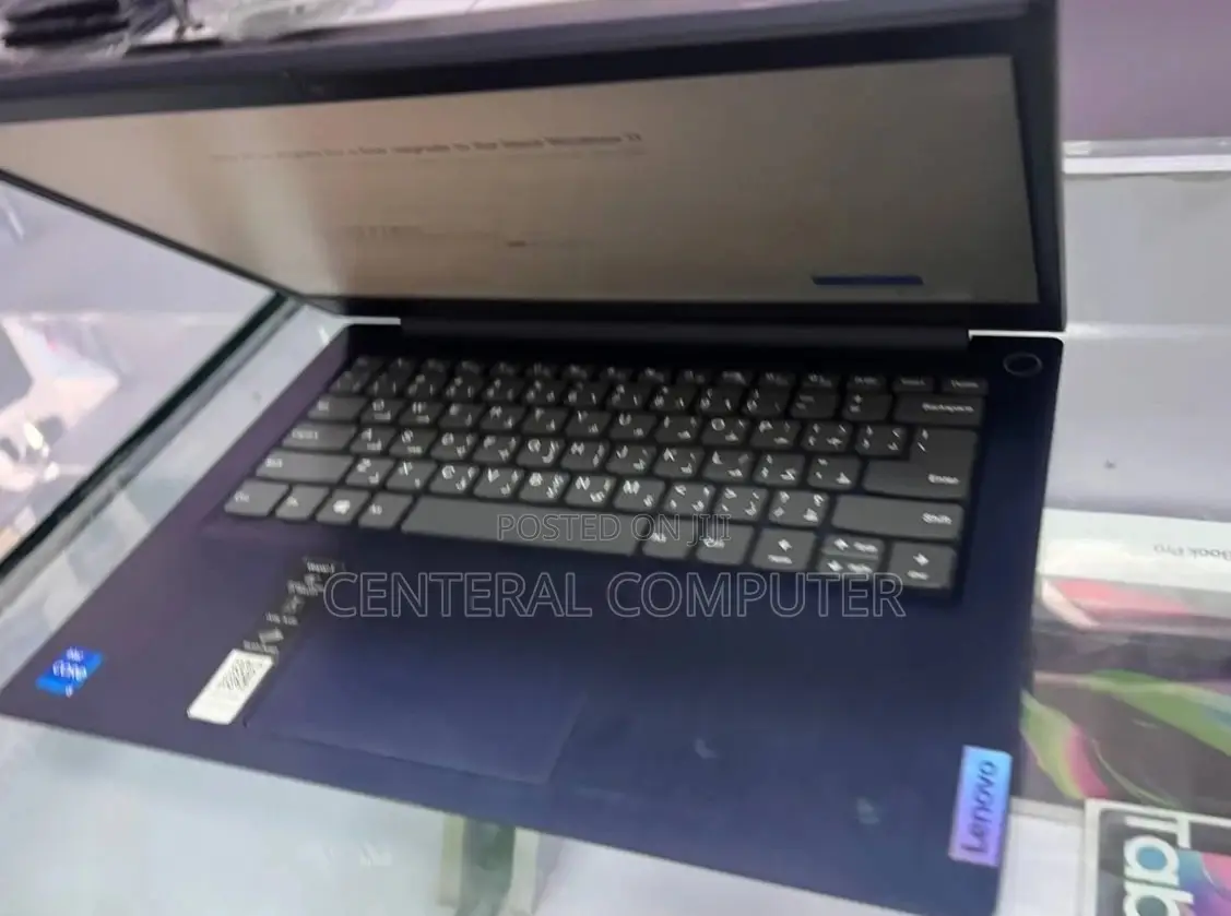 New Laptop Lenovo 8GB Intel Core I5 HDD+SSD 1T