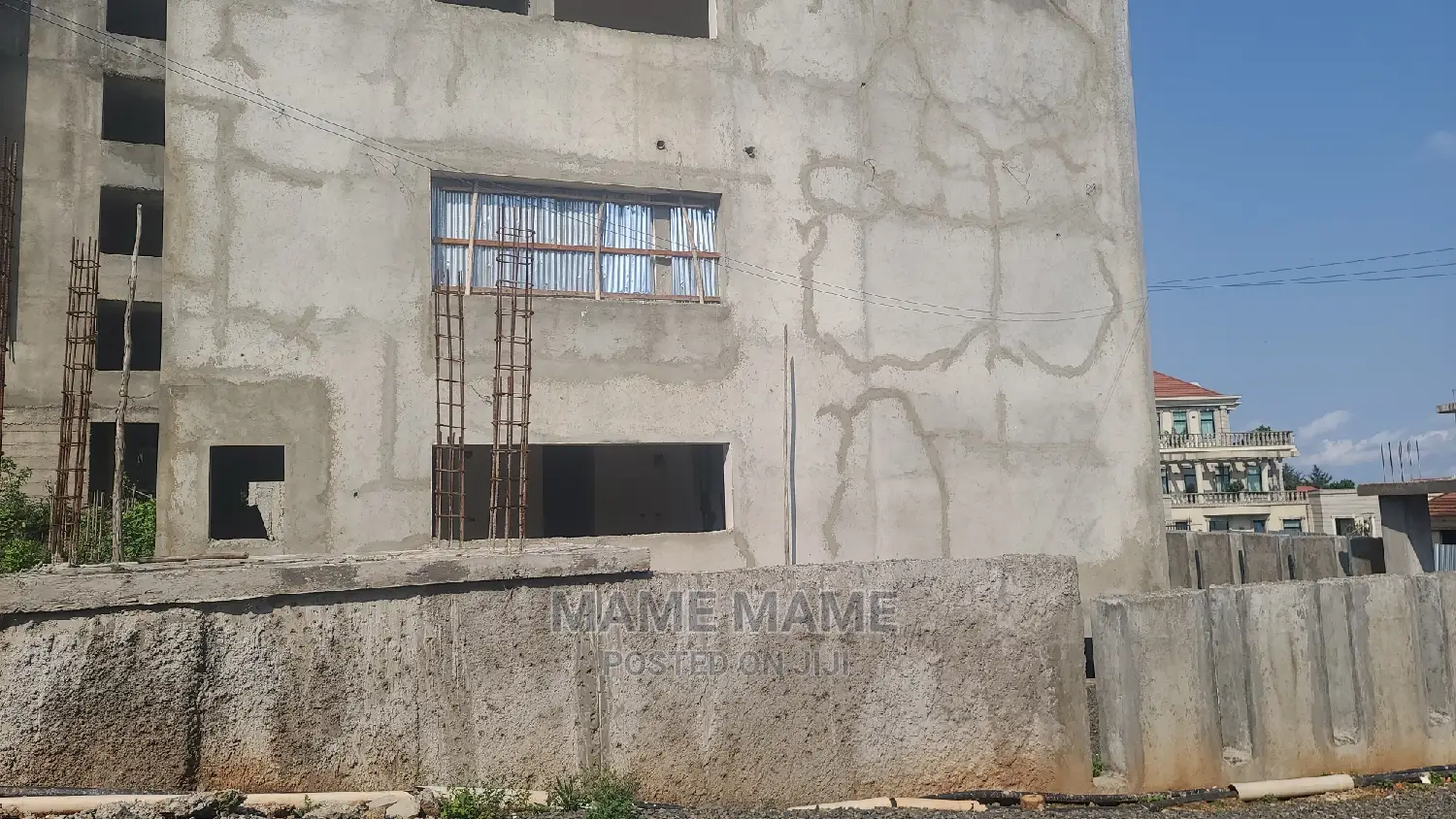 10bdrm House in Cmc, Yeka for sale