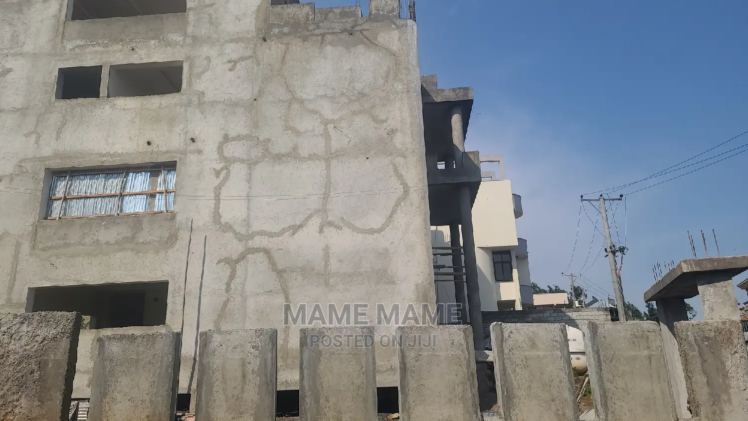 10bdrm House in Cmc, Yeka for sale