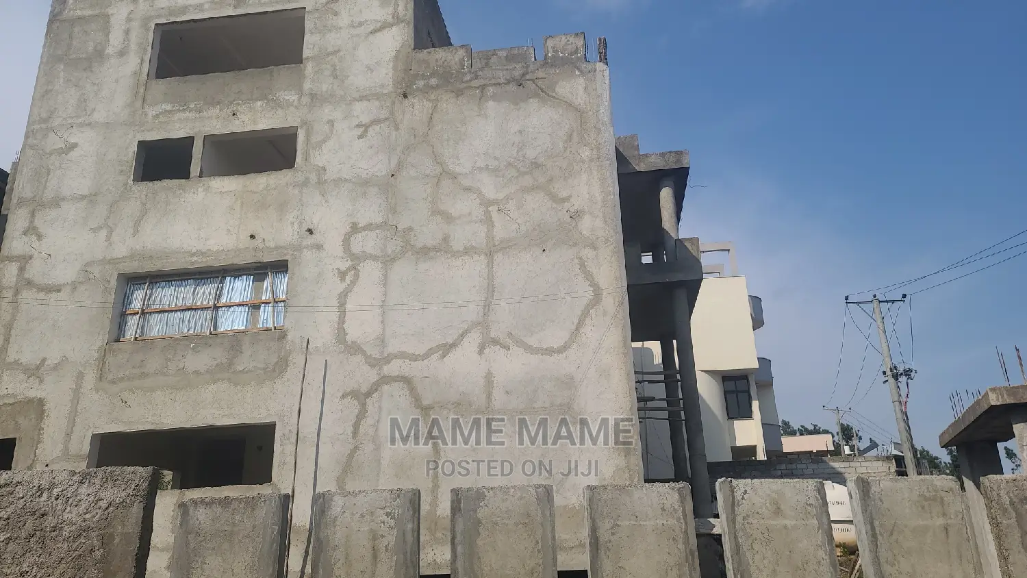 10bdrm House in Cmc, Yeka for sale