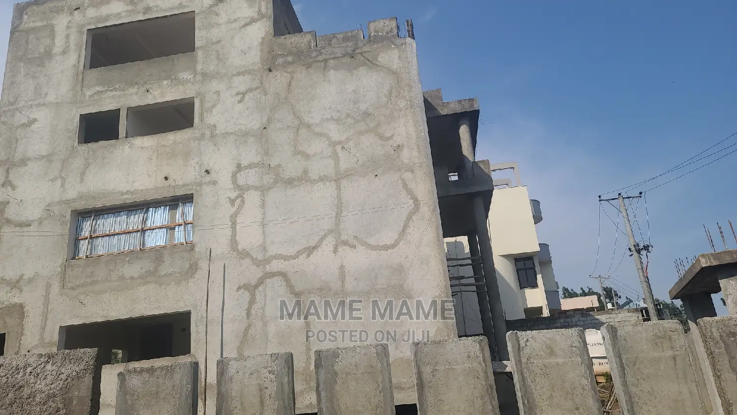 10bdrm House in Cmc, Yeka for sale