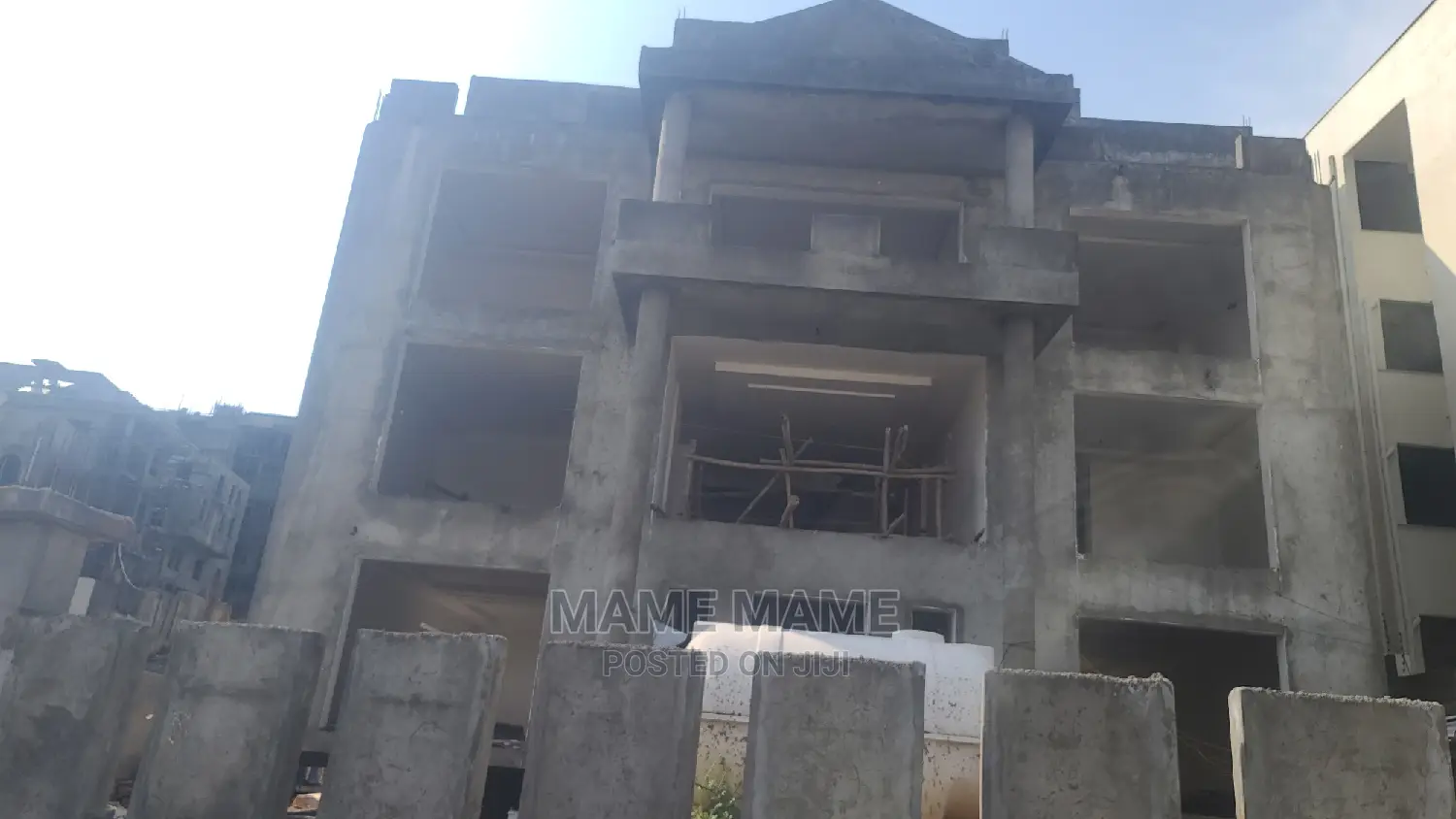 10bdrm House in Cmc, Yeka for sale