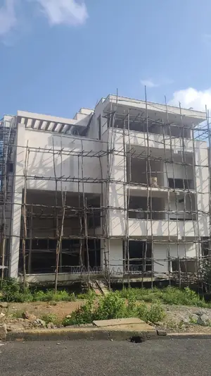 9bdrm Mansion in Cmc, Yeka for sale