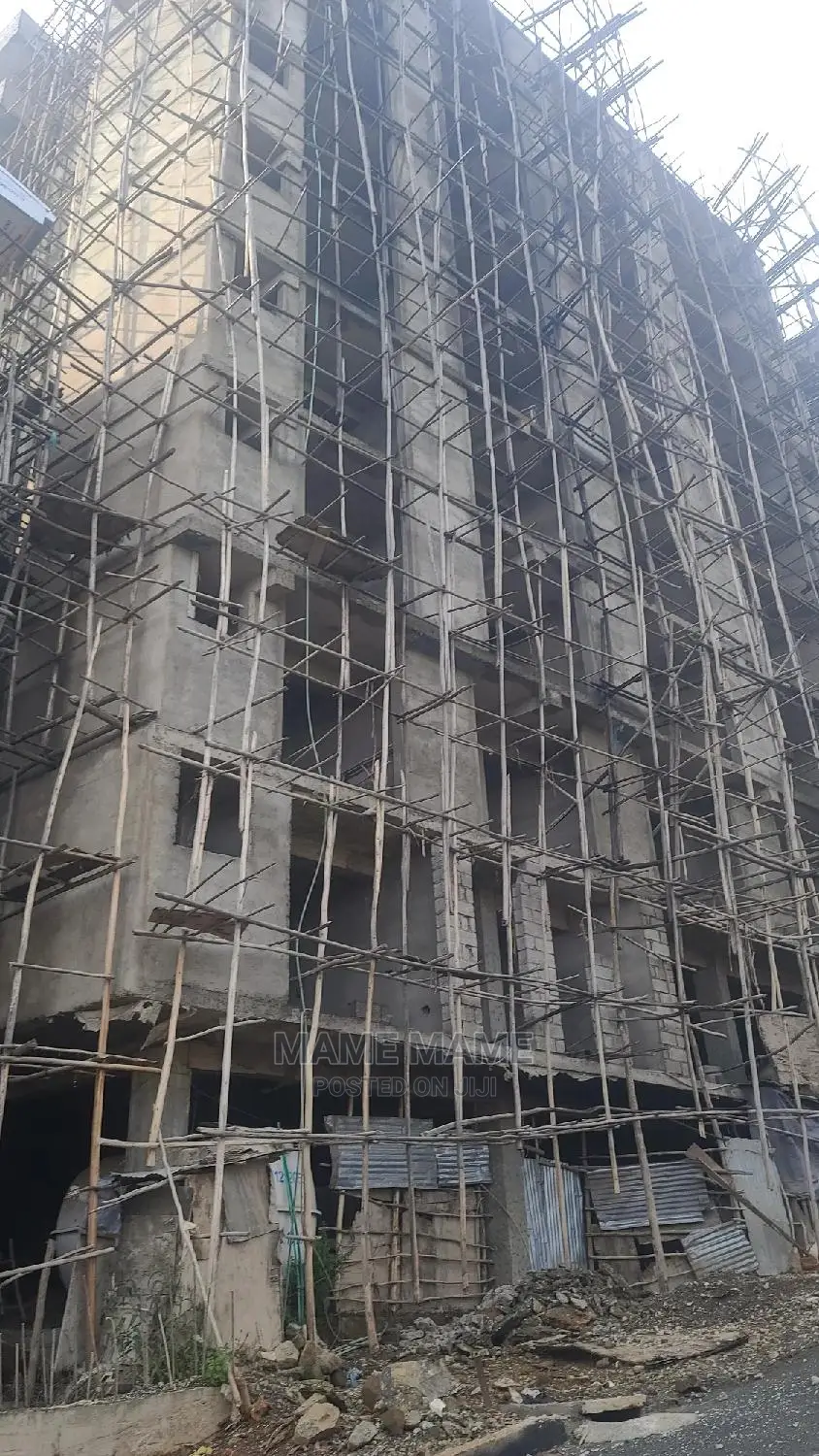 10bdrm Apartment in Cmc, Yeka for sale