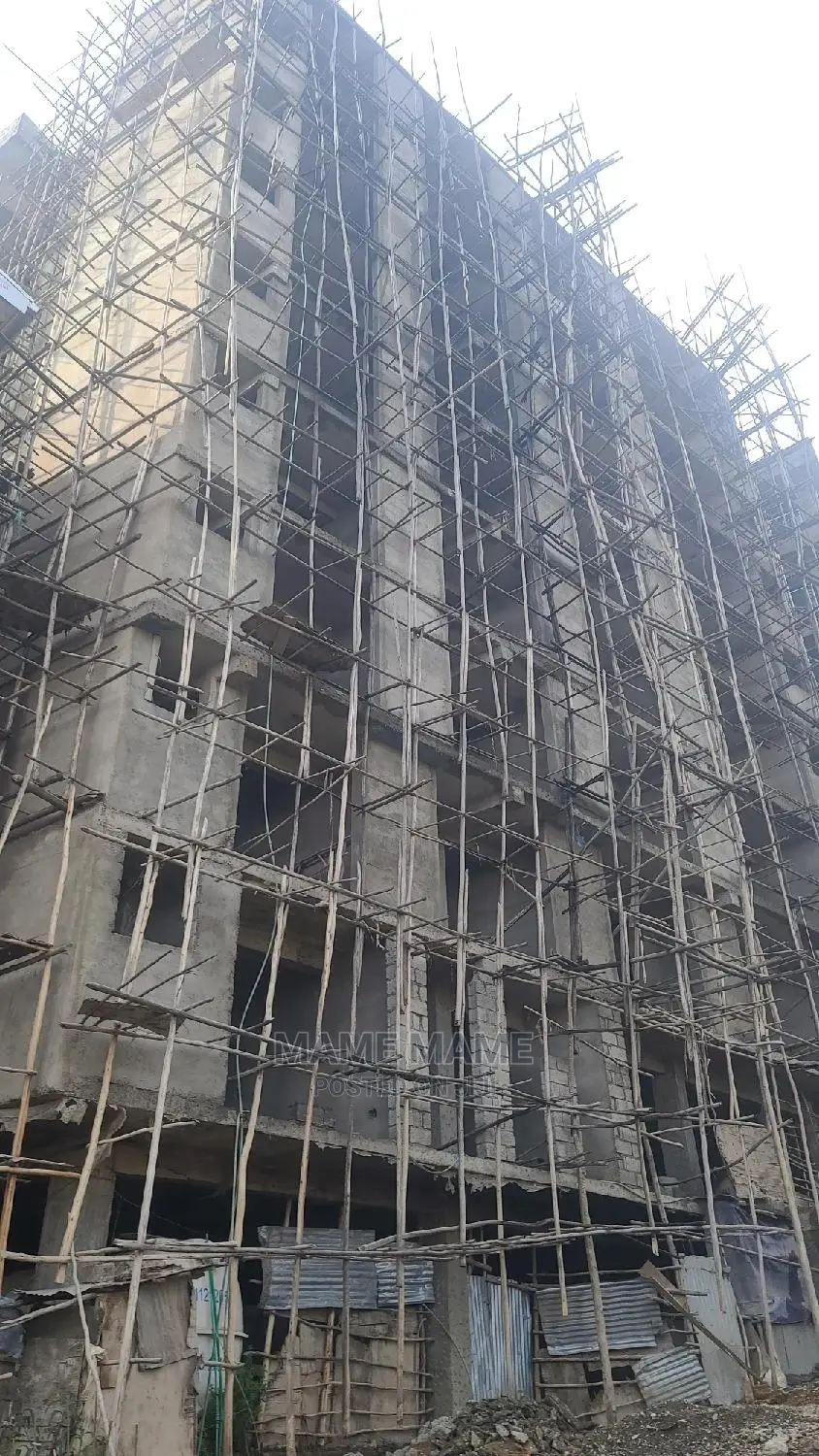 10bdrm Apartment in Cmc, Yeka for sale