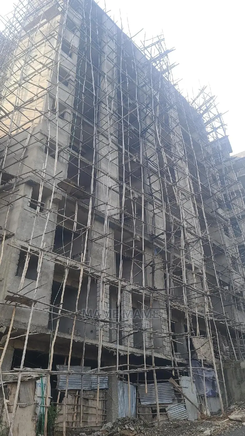 10bdrm Apartment in Cmc, Yeka for sale