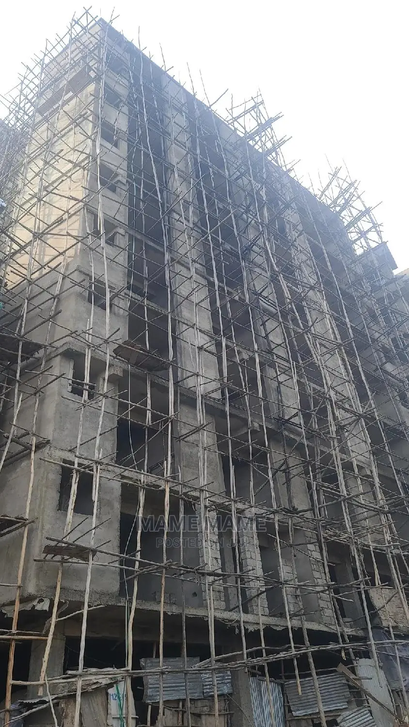 10bdrm Apartment in Cmc, Yeka for sale