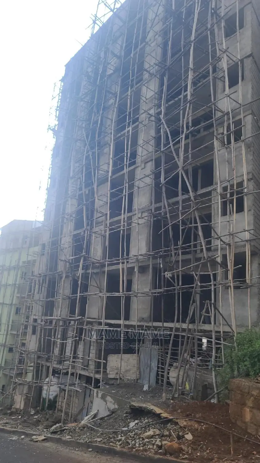 10bdrm Apartment in Cmc, Yeka for sale