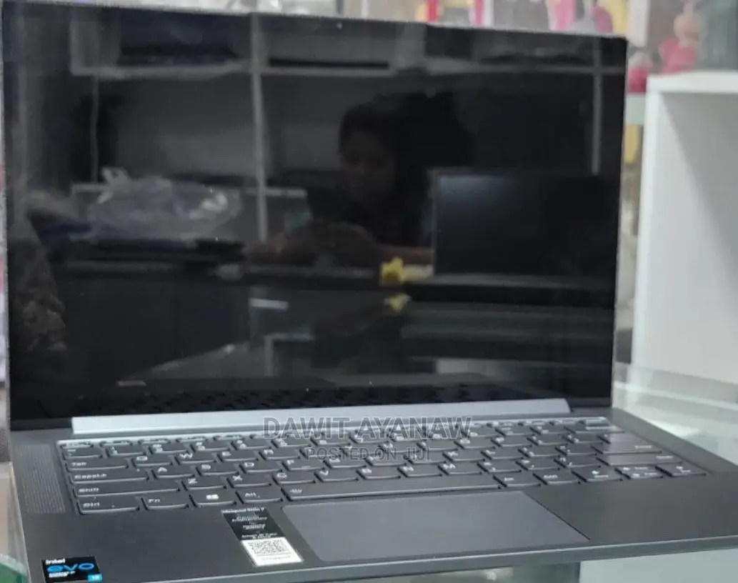 New Laptop Lenovo IdeaPad 1 8GB Intel Core I5 SSD 512GB