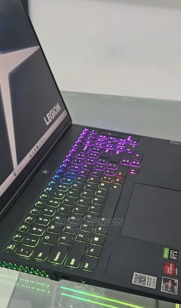 New Laptop Lenovo 32GB AMD Ryzen 9 SSD 1T