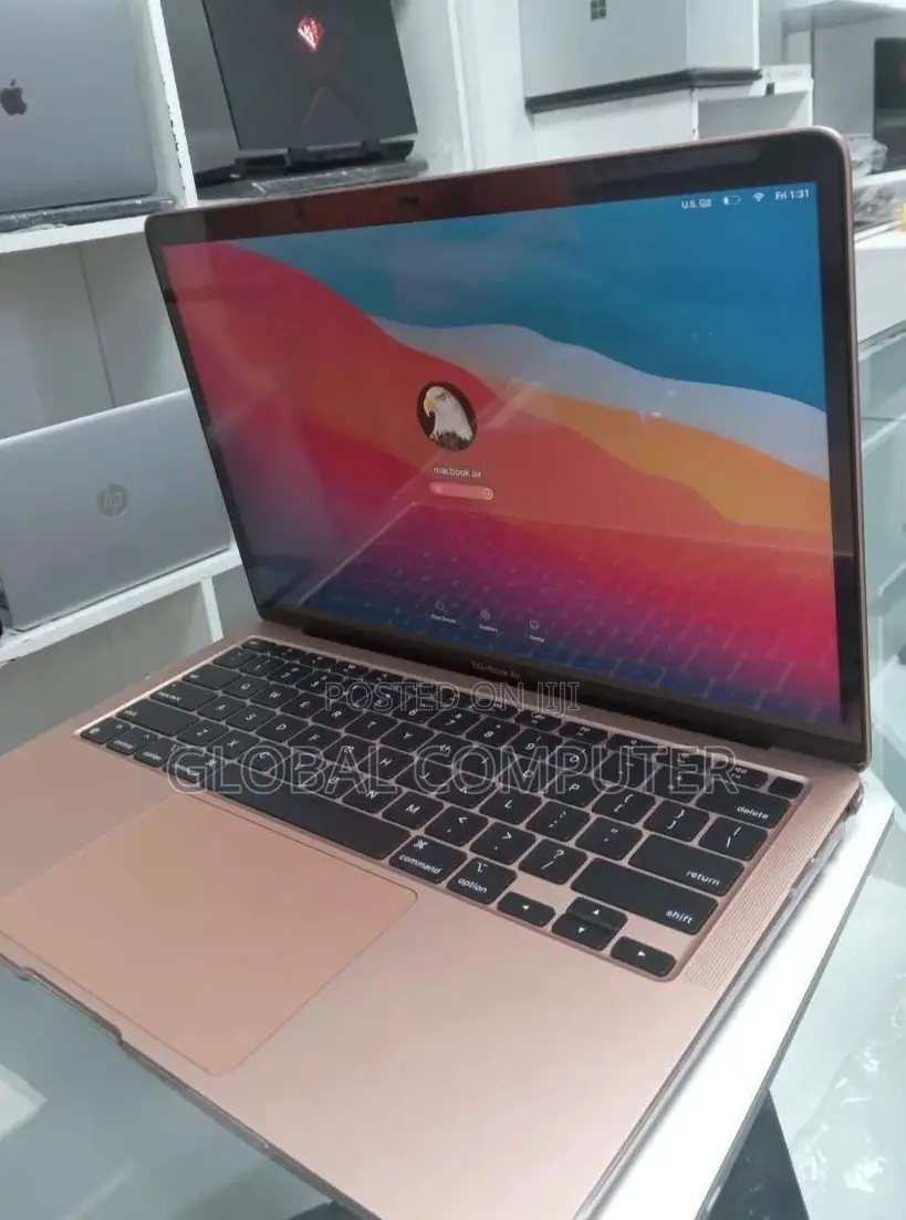 New Laptop Apple MacBook Pro M1 8GB Apple M1 SSD 512GB