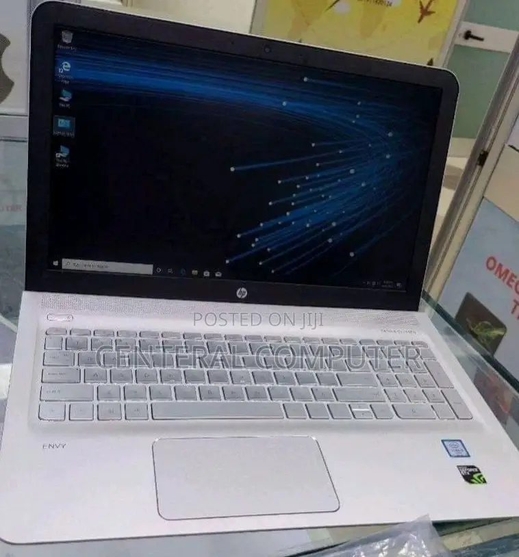 New Laptop HP 16GB Intel Core I5 SSD 512GB