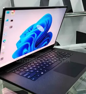 New Laptop Dell Precision 15 M7510 16GB Intel Core I7 SSD 512GB