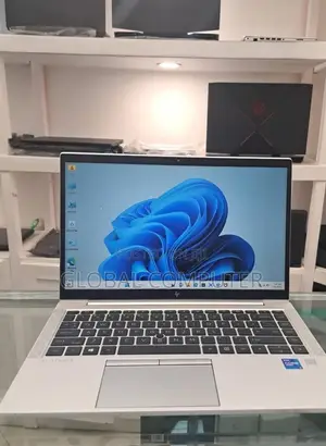 Photo - New Laptop HP EliteBook 840 2GB Intel Core I5 SSD 512GB