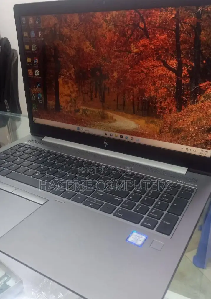 New Laptop HP ZBook Studio G5 16GB Intel Core I7 SSD 512GB