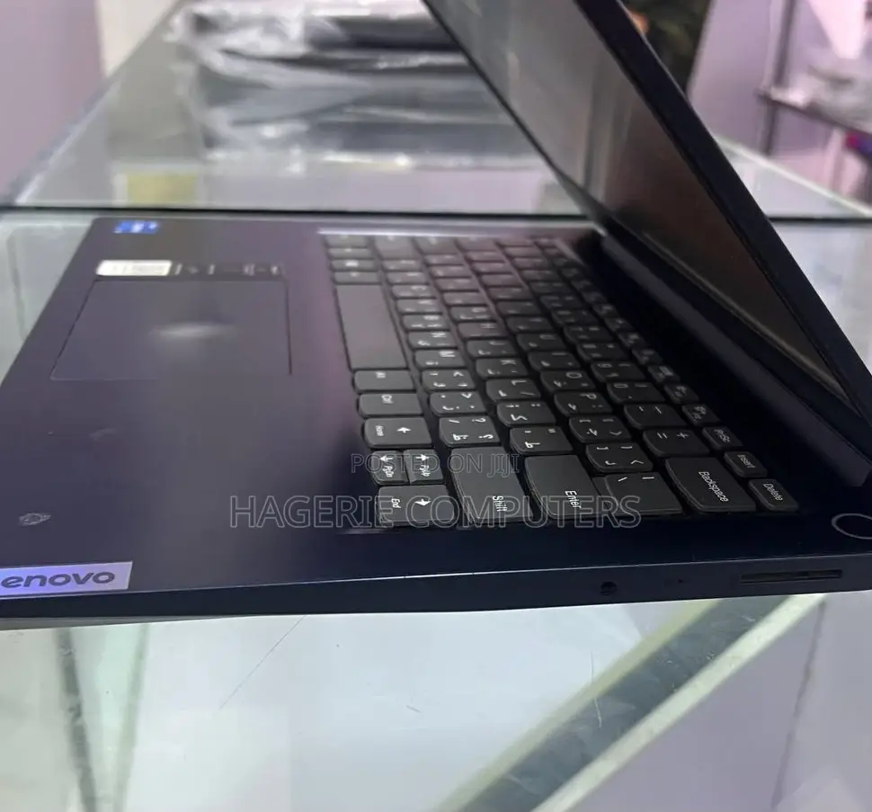 New Laptop Lenovo 8GB Intel Core I5 HDD 1T