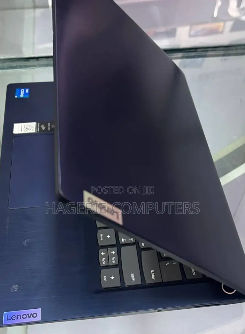 New Laptop Lenovo 8GB Intel Core I5 HDD 1T