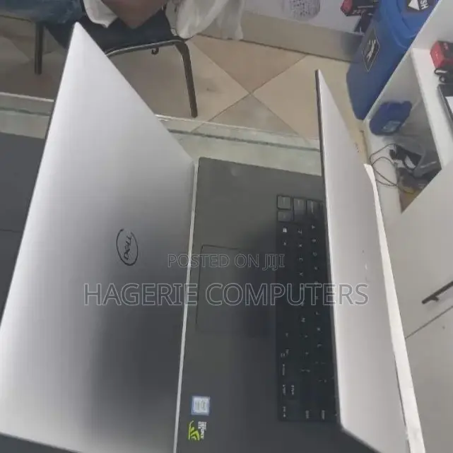 New Laptop Dell XPS 15 (L502X) 16GB Intel Core I7 SSD 1T