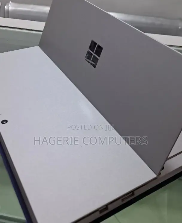 New Laptop Microsoft Surface Pro 8GB Intel Core I5 SSD 256GB