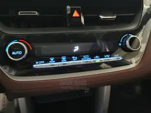 New Toyota Corolla XSE 2023 Gray