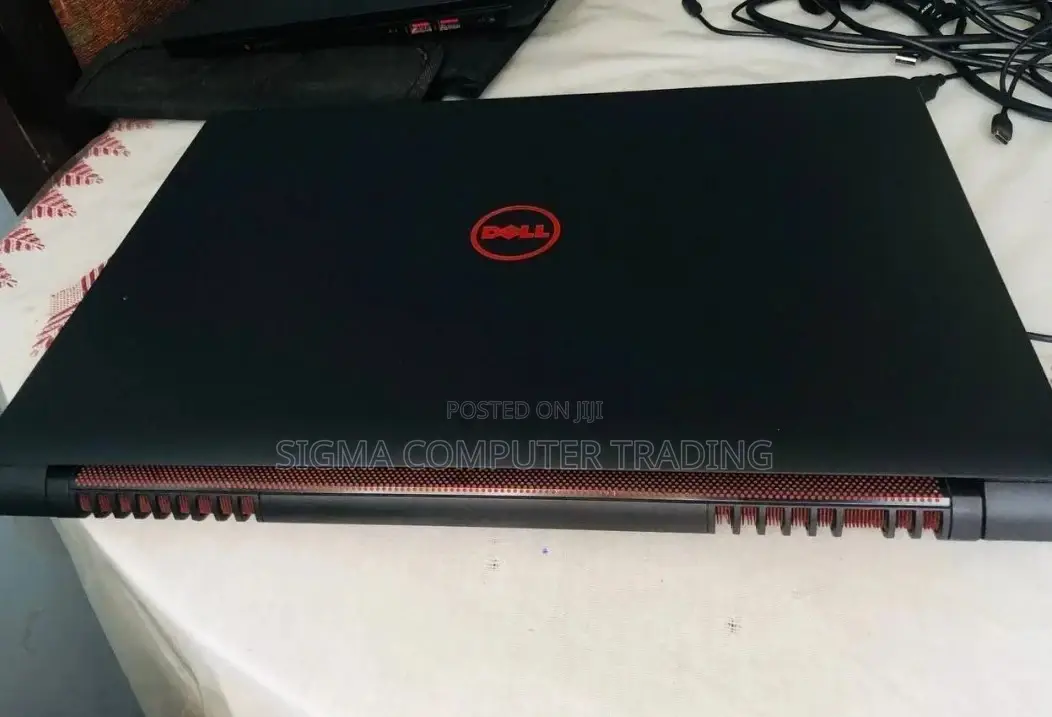 New Laptop Dell Inspiron 15 8GB Intel Core I5 SSD 512GB