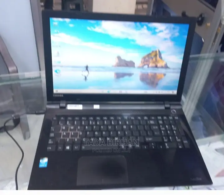 Laptop Toshiba Satellite C55 16GB Intel Core I5 SSD 512GB
