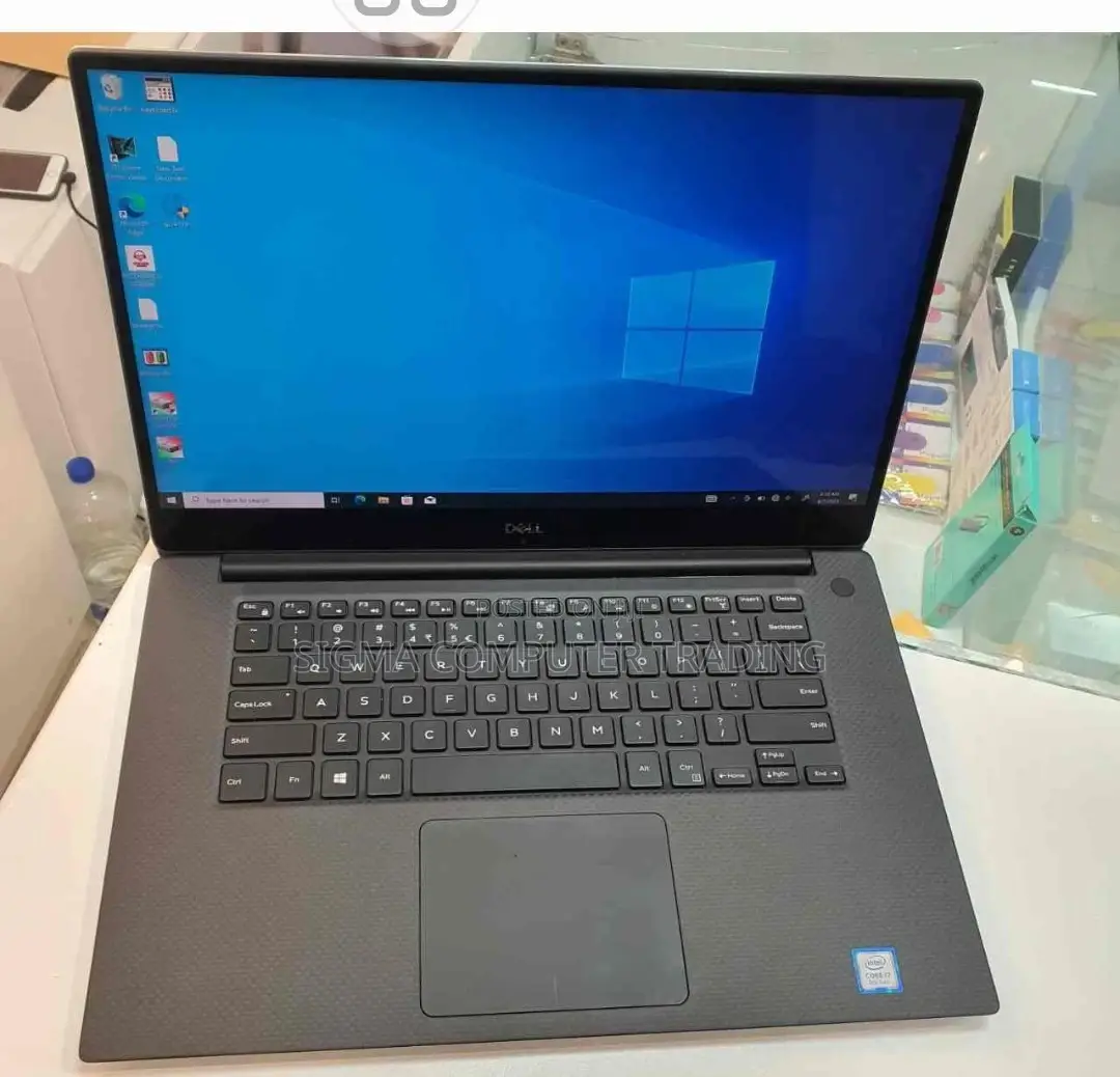 New Laptop Dell XPS 15 32GB Intel Core I7 SSD 512GB