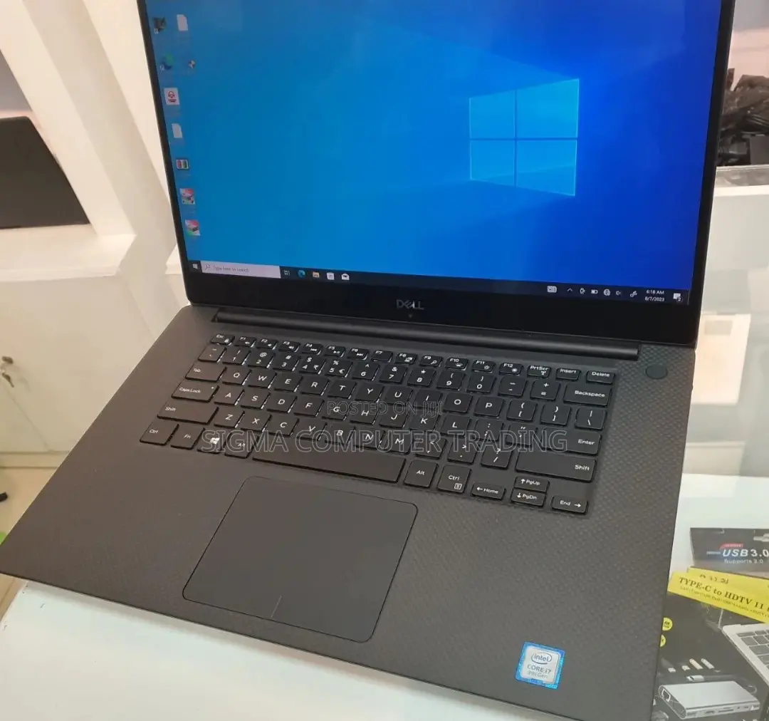 New Laptop Dell XPS 15 32GB Intel Core I7 SSD 512GB