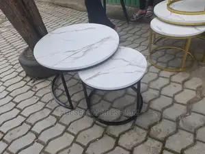 የሚያምሩ የሶፋ ጠረጴዛ